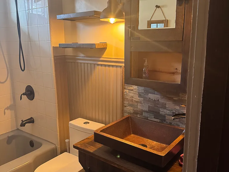 1509 Madison Ave — Photo 11