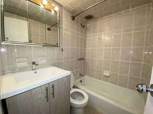 5th image of 41 W 85th St #2A3