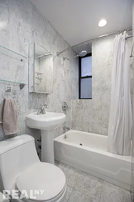 Rented by REAL New York | media 14