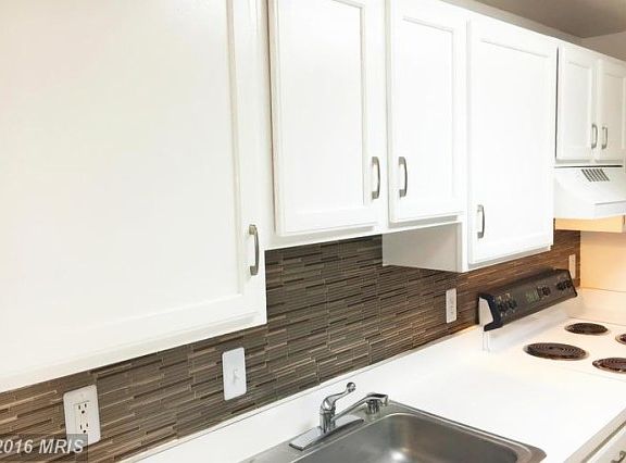 4th image of 3440 Whispering Hills Pl
