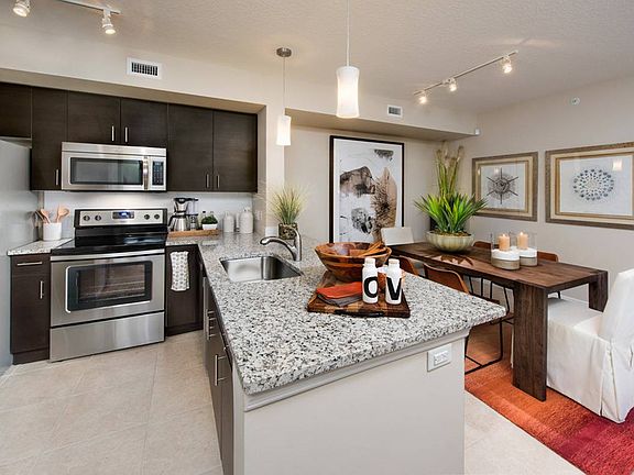 CasaVera_Model Kitchen 01
