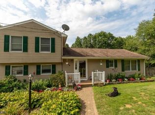 30 Longview Ter, Wantage, NJ 07461