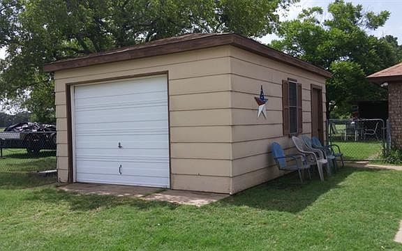 4th image of 8016 E Fm 917