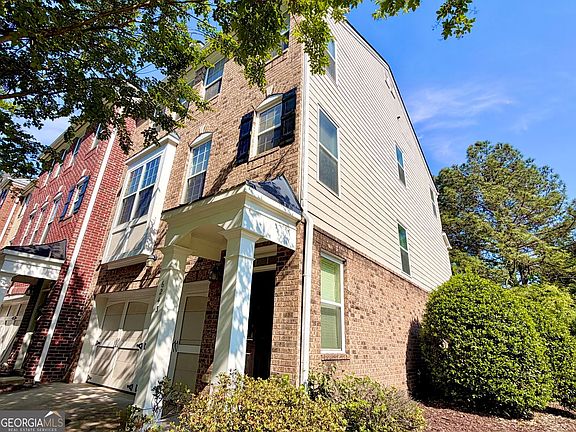 2nd image of 6243 Sawtooth Oak Ct SE