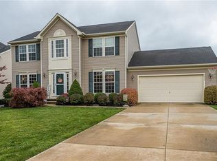 9032 Lydia Cir, North Ridgeville, OH 44039