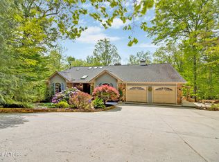 12 Lakeridge Ter, Fairfield Glade, TN 38558