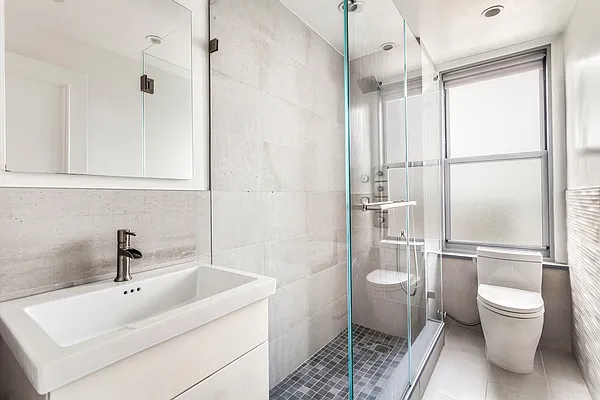 Sold by Bohemia Realty Group | media 17