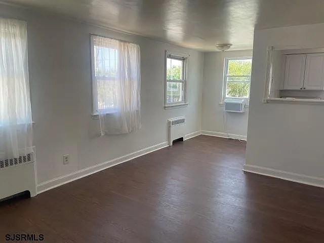 302B N Wilson Ave #B — Photo 3