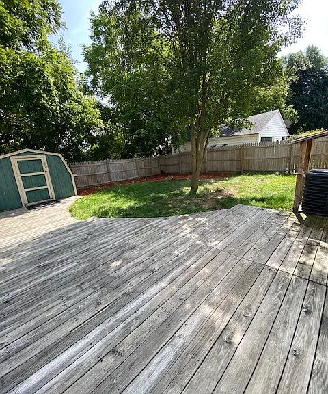 942 Frederick Ave NW — Photo 5