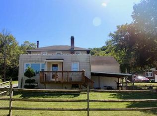 3741 Teak Dr, Northampton, PA 18067