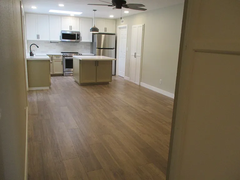 10238 Molino Rd — Photo 17