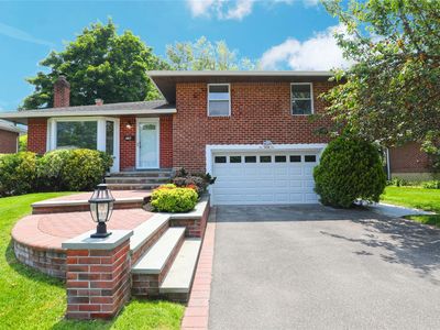 236 Martin Drive, Syosset, NY, 11791