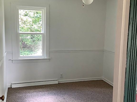 9x11bedroom.  Lakeview