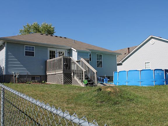 3rd image of 117 Tex Ave