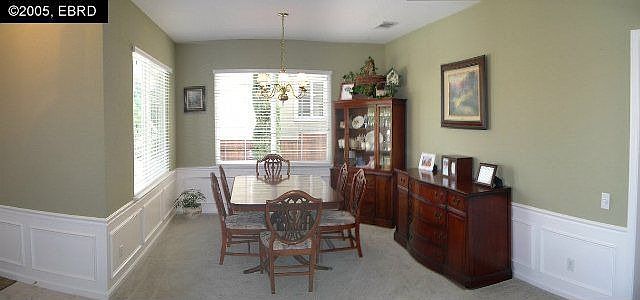 2nd image of 1060 Chaucer Dr