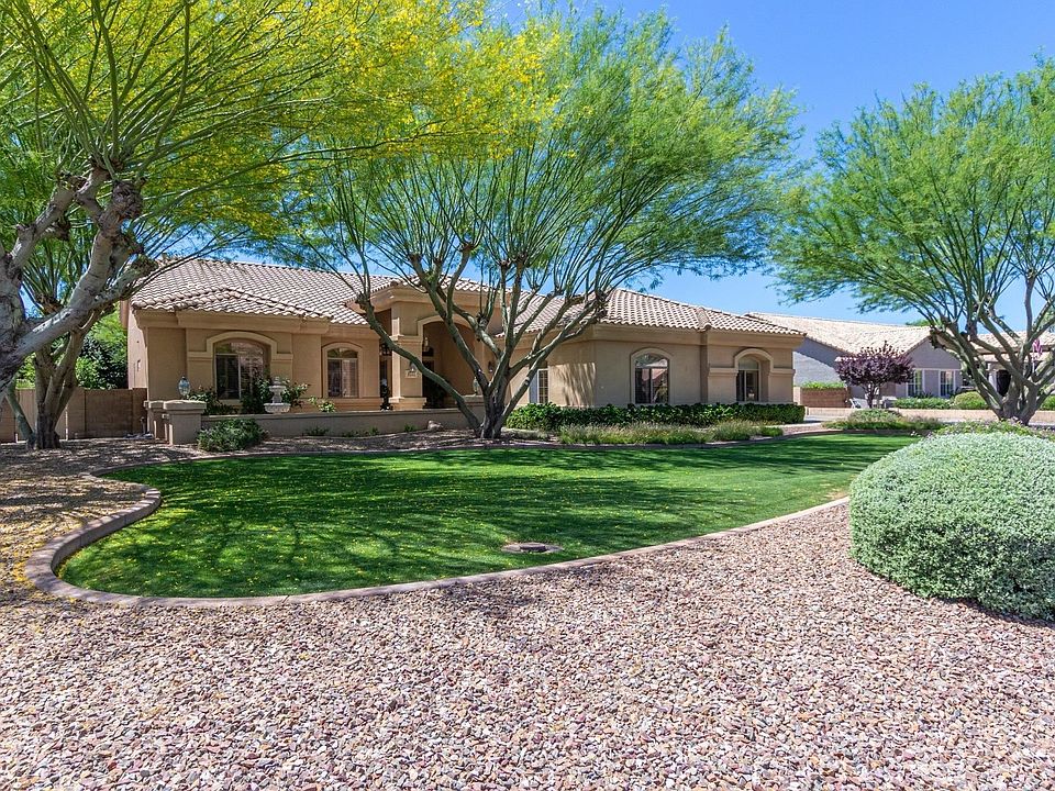 1st image of 8531 W Foothill Dr