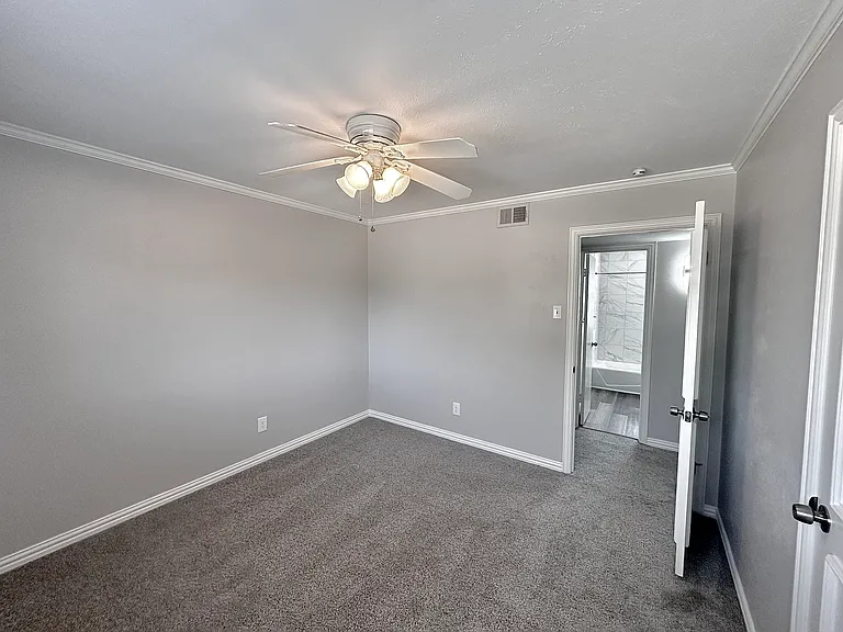 4304 Jenny Ln — Photo 21