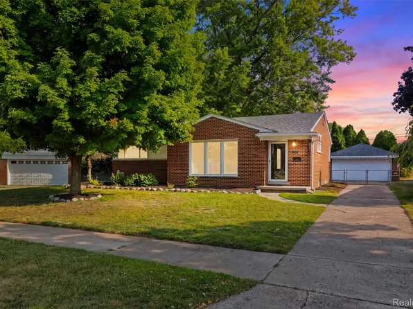 27940 Bentley St, Livonia, MI 48154