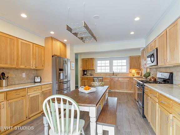 4th image of 26615 W Stonegate Dr