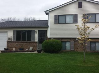 1563 Ringfield Dr, Galloway, OH
