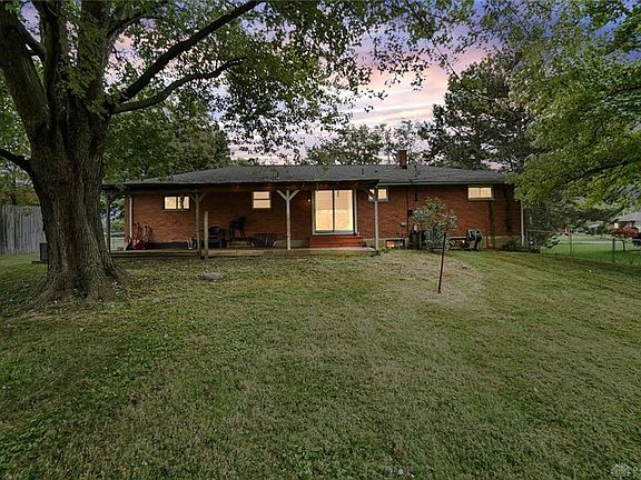 2nd image of 285 Grand Vista Dr