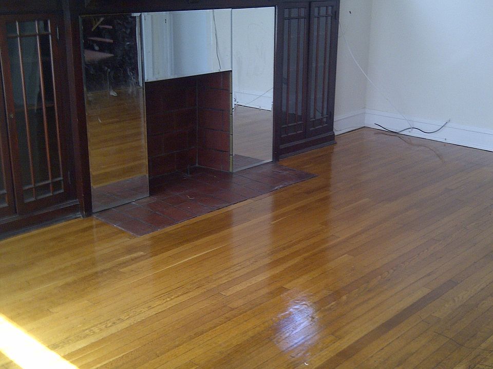 2nd image of 4858 S Michigan Ave APT 2