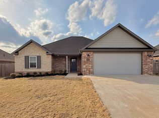 941 Madden St, Springdale, AR 72762