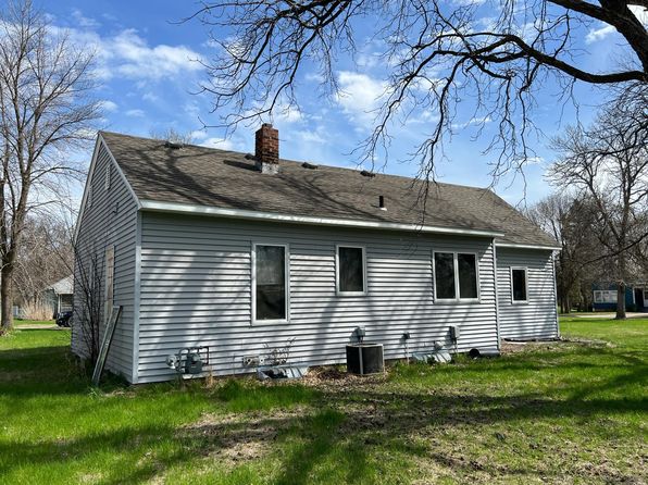 748 Lake Ave, Ortonville, MN 56278