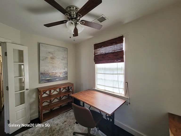 2141 Windsor Ave — Photo 26