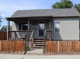 413 E Bell St, Glendive, MT 59330
