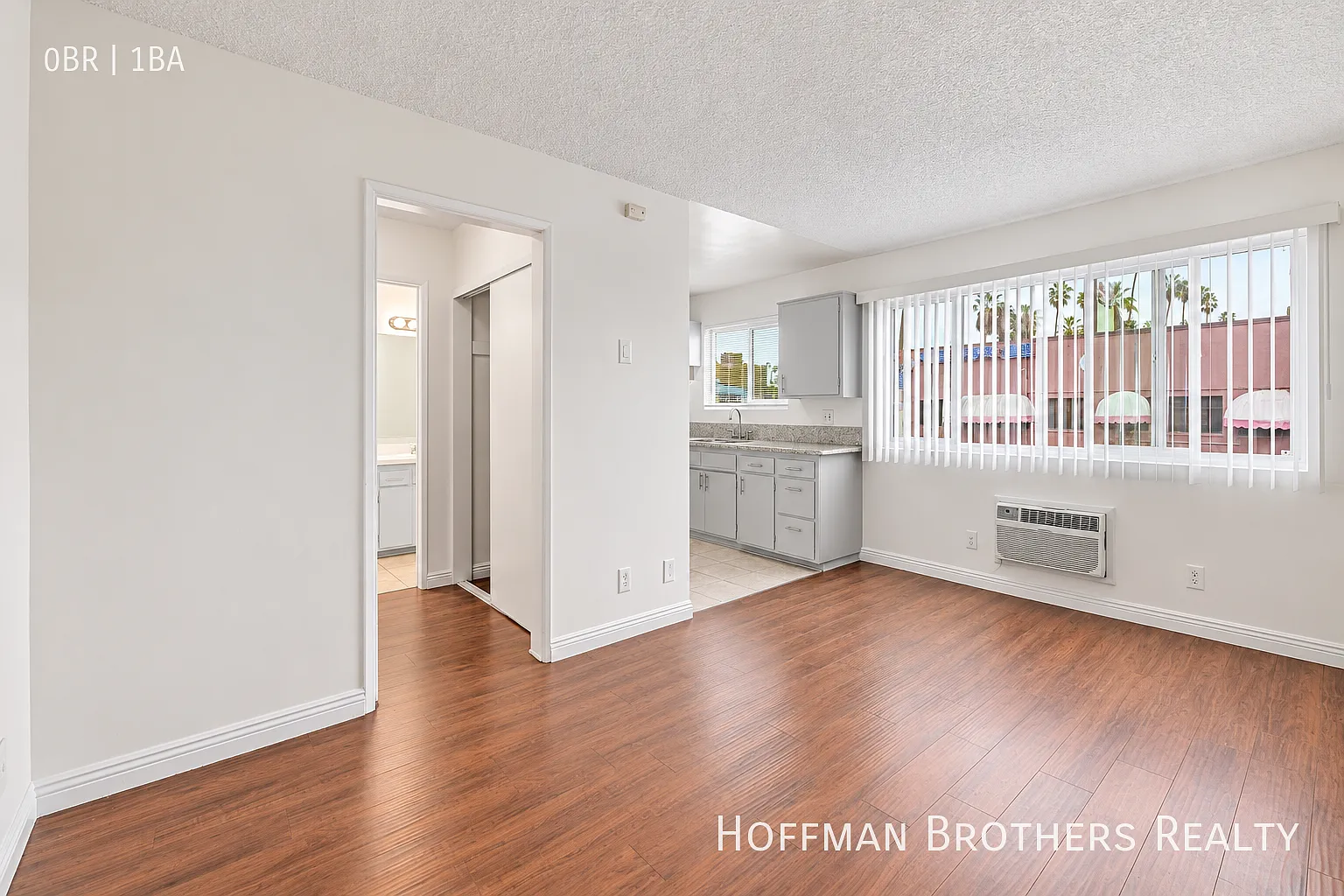981 Elden Ave Los Angeles, CA 90006 — Photo 1