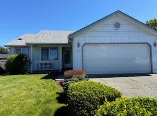 1771 Harbeck Rd, Grants Pass, OR 97527