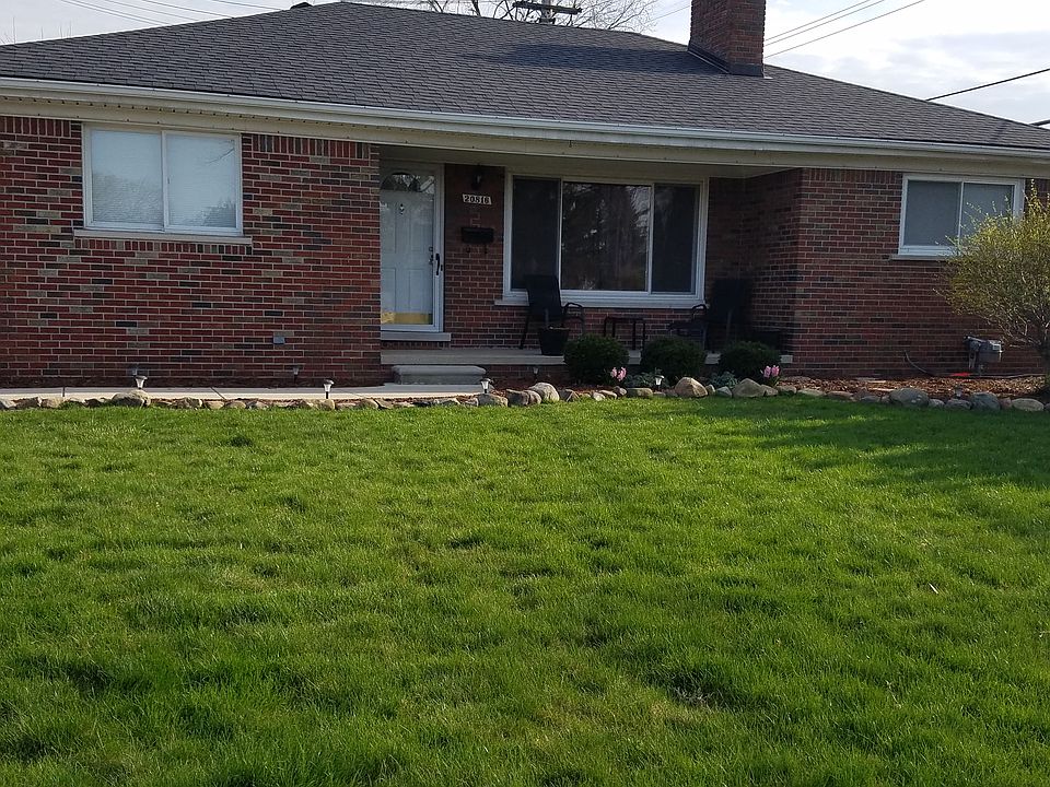1st image of 20816 Sunnydale St