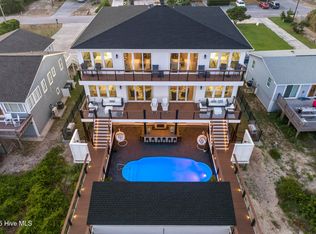 8703 Ocean View Dr, Emerald Isle, NC 28594