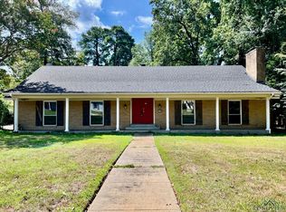 1104 Le Duke Blvd, Longview, TX 75601