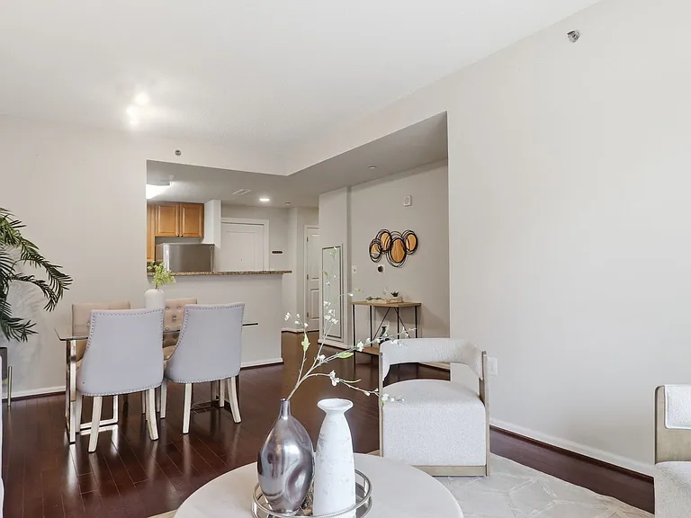 11700 Old Georgetown Rd #1007 — Photo 10