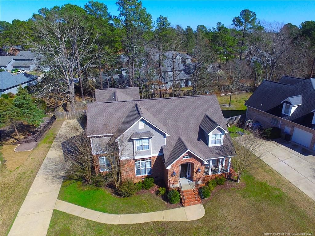 7133 Holmfield Rd Fayetteville Nc 28306 Mls 630908 Zillow