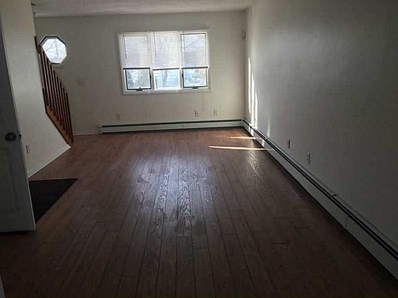 4th image of 88 Sunflower Cir