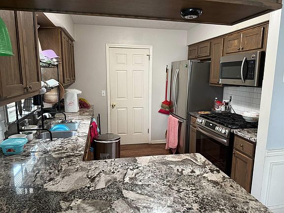 5th image of 1831 Grider Pond Rd