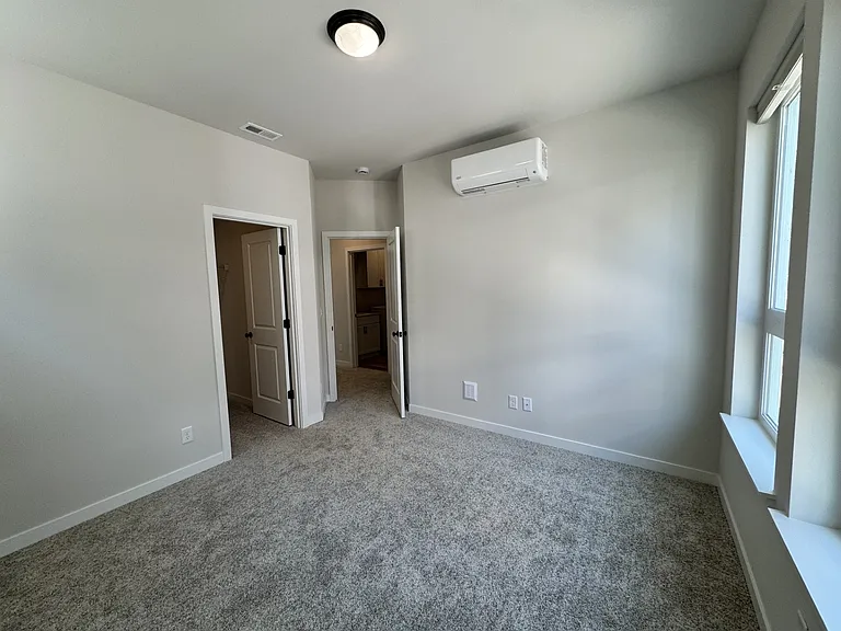 4255 Aberdeen Way NE — Photo 21