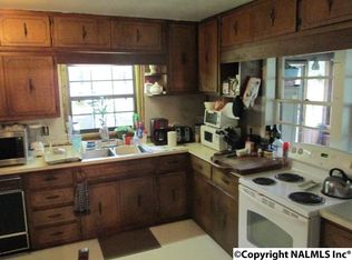 3261 Lay Springs Rd, Gadsden, AL 35904