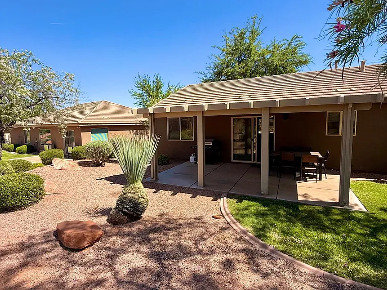 352 W 350 S — Photo 30