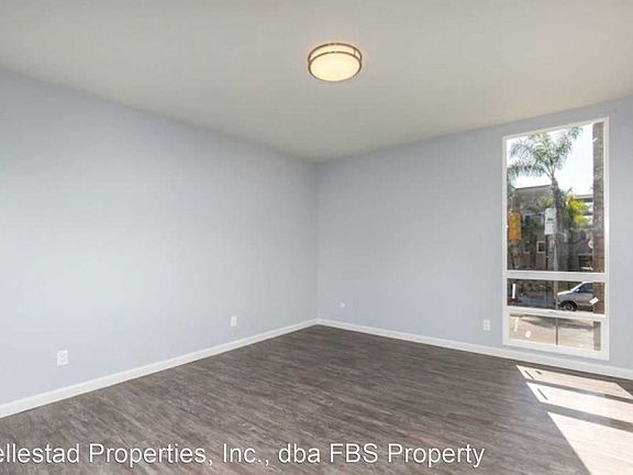 5th image of 4471 44th St APT 203