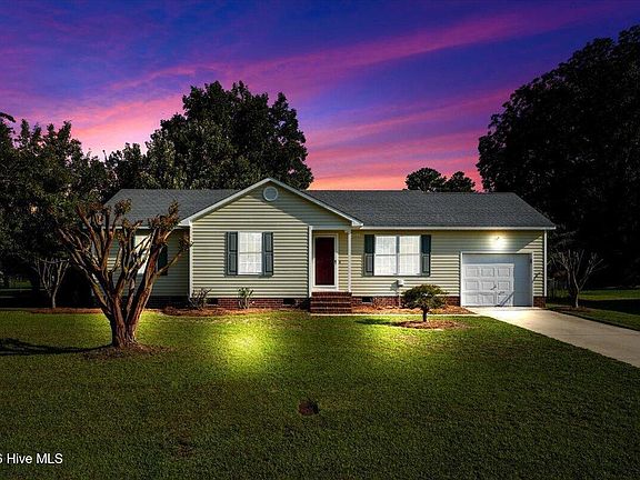 2nd image of 2595 Pine Knoll Drive