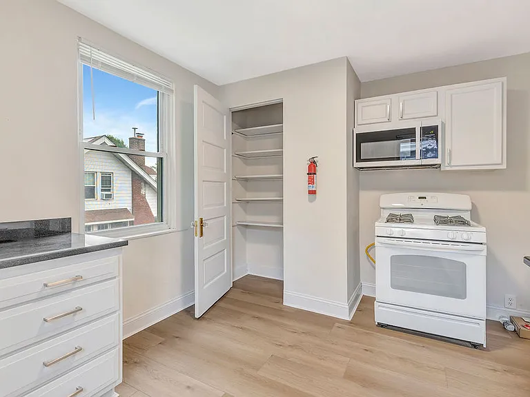 2758 Minot Ave #2 — Photo 24