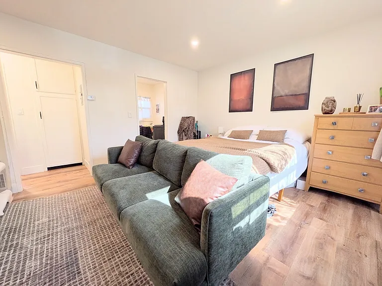 10999 Culver Blvd — Photo 3