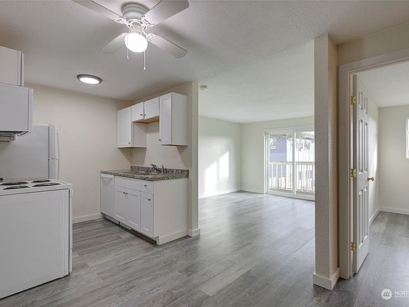 2nd image of 766 Ocean Court #208