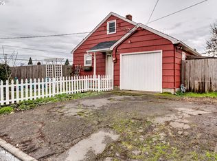 3048 Royal Ave, Eugene, OR 97402