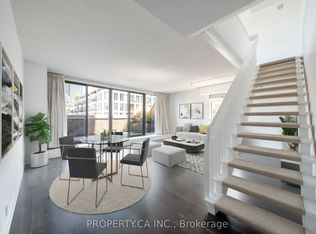 55A Avenue Rd #606, Toronto, ON M5R3L2