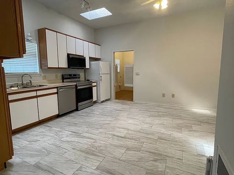 1375 Canyon Trce #B — Photo 13